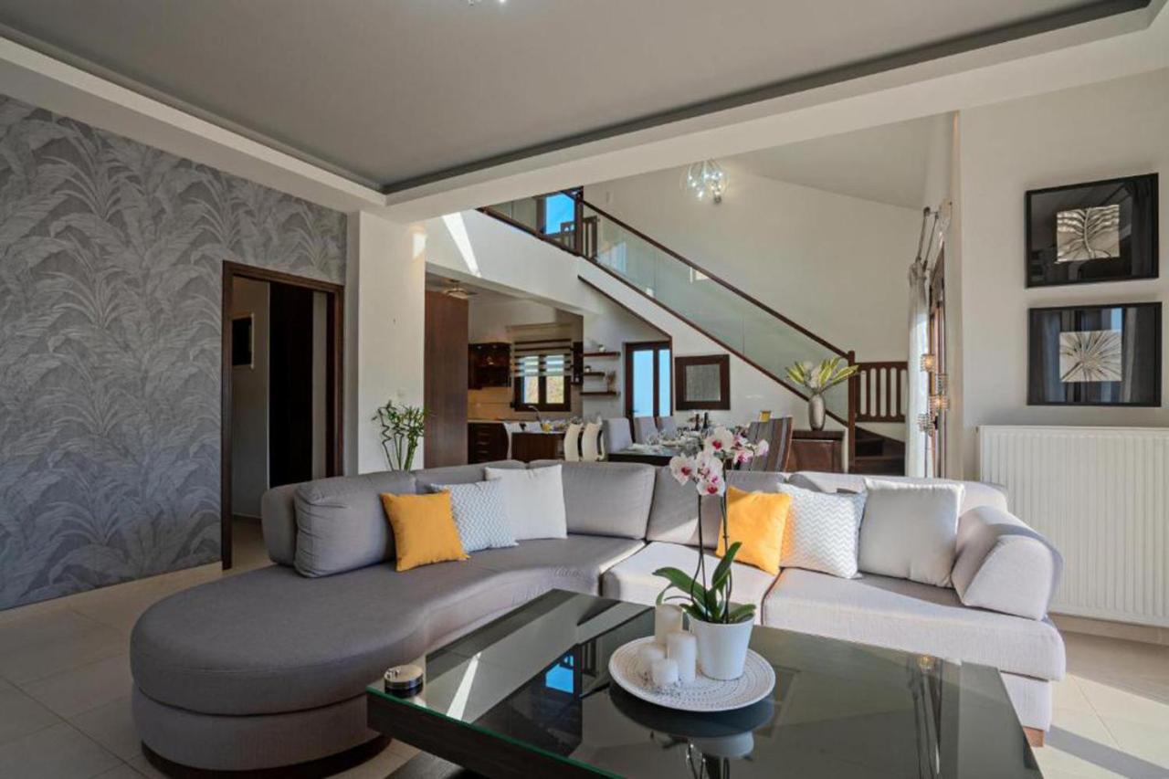 Villa Ellovos With Private Pool Rethymno Esterno foto
